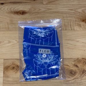 FLEO-DD Lotus Collab BRAND NEW (no tags/just bag)